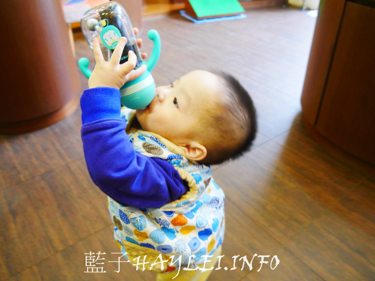 台中潭子區/Deryou德行天下/足弓職人健康鞋墊-腳正鞋墊穿起來柔軟舒適且支撐力超強,久走不累的秘密武器,腳的健康不能等!BabyCarbon寶貝炭泡茶、喝水、煮飯都超實用!足部保健/母嬰用品/健康養生/鞋底鞋墊/足弓鞋墊/RE紅包/輕量足弓鞋/藍子愛保養 保養品分享 健康養身 攝影 民生資訊分享