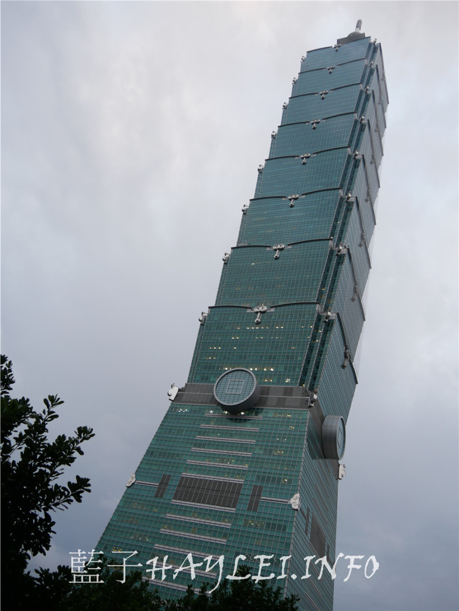 台北信義區電影院推薦/微風南山/i-Ride 5D飛行劇院-不受氣候影響,隨時都能享受空中旅行、遨遊天空的極致快感,適合親子寓教於樂的室內景點!拍攝台北101大樓的新秘境大公開~5D電影心得/5D電影院/體感飛行劇院/台北室內景點/親子景點/知性教育/飛越臺灣/飛越美國/飛越澳洲/藍子愛電影 國內旅遊 國外旅遊 民生資訊分享