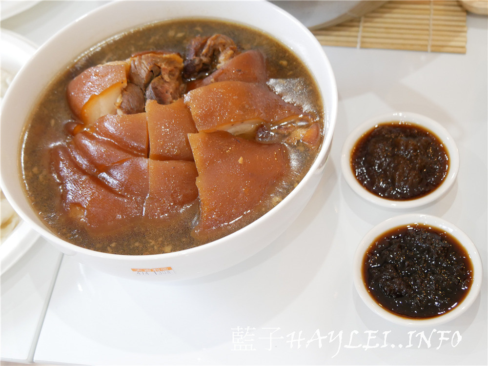 Rakuten樂天市場/網路購物/樂天買年貨,折扣天天有!年菜美食、點心禮盒、美妝保養、名錶香水、家具家飾通通下殺,省上加省,1/2-1/14跟著藍子一起在樂天年貨大街下單吧~台灣樂天市場/樂天年貨大街~新春專鼠推薦/果貿吳媽家五星飯店級年菜組/跟著藍子買/購物達人藍子 攝影 民生資訊分享 飲食集錦