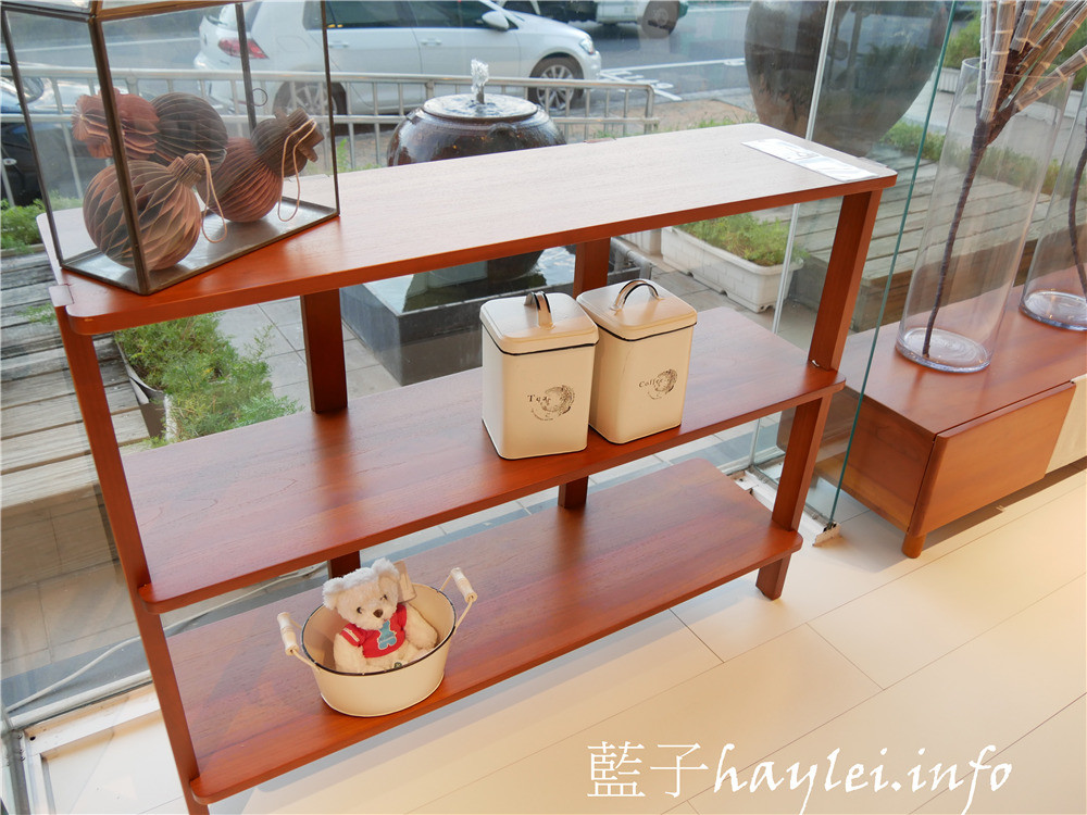 嘉義家具推薦/SCANTEAK/詩肯柚木/嘉義忠孝-居家裝潢、傢具家飾一應俱全,親身感受頂級家居氛圍,為生活妝點更多美好!居家生活/裝潢布置/傢具店推薦/德國原裝進口/原木家具/柚木家具/提升生活質感/幸福感家具/嘉義買家具推薦/床具/寢具/收納櫃/沙發/實木家具/北歐風/藍子愛生活/SCANTEAK feel at home. 國內外住宿相關 攝影 民生資訊分享