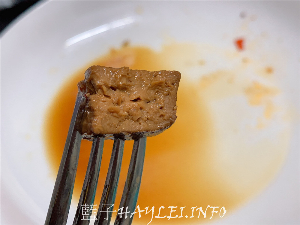 嘉義伴手禮/宅配美食/戲獸仔豆干-選用非基改白豆干,滷透入味,口感軟香,零嘴點心、小菜、宵夜好選擇!當宅配伴手禮、全素下酒菜、追劇零食都非常適合唷~嘉義市十大伴手禮/室溫保存/免加熱/真空包裝/全素可食/青龍原味/朱雀甜蜜嗆/白虎辣味/玄武五香/藍子愛美食 中式料理 宅配食記 攝影 民生資訊分享 飲食集錦