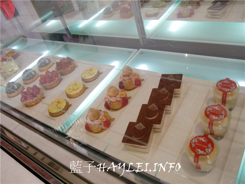 台中大雅/下午茶美食/Petit Forêt 小林煎餅x富林園洋菓子(PF洋菓子森林)-在復古鄉村風城堡享受柔滑乳酪派、雙層起司蛋糕、葉子派餅乾等幸福甜點,感受南法的慢活與悠閒~台中美食/台中景點/台中下午茶/台中城堡風咖啡廳/南法風城堡/台中甜點/大雅美食/大雅下午茶/甜點蛋糕/餅乾點心/結婚禮盒推薦/客製化喜餅/台中餐廳/台中好拍下午茶/藍子愛美食 國內旅遊 攝影 民生資訊分享 飲食集錦