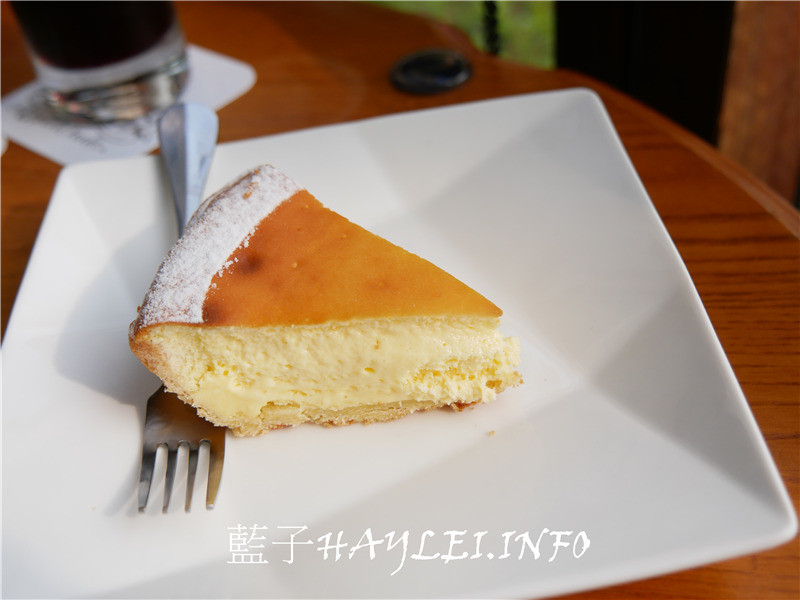 台中大雅/下午茶美食/Petit Forêt 小林煎餅x富林園洋菓子(PF洋菓子森林)-在復古鄉村風城堡享受柔滑乳酪派、雙層起司蛋糕、葉子派餅乾等幸福甜點,感受南法的慢活與悠閒~台中美食/台中景點/台中下午茶/台中城堡風咖啡廳/南法風城堡/台中甜點/大雅美食/大雅下午茶/甜點蛋糕/餅乾點心/結婚禮盒推薦/客製化喜餅/台中餐廳/台中好拍下午茶/藍子愛美食 國內旅遊 攝影 民生資訊分享 飲食集錦