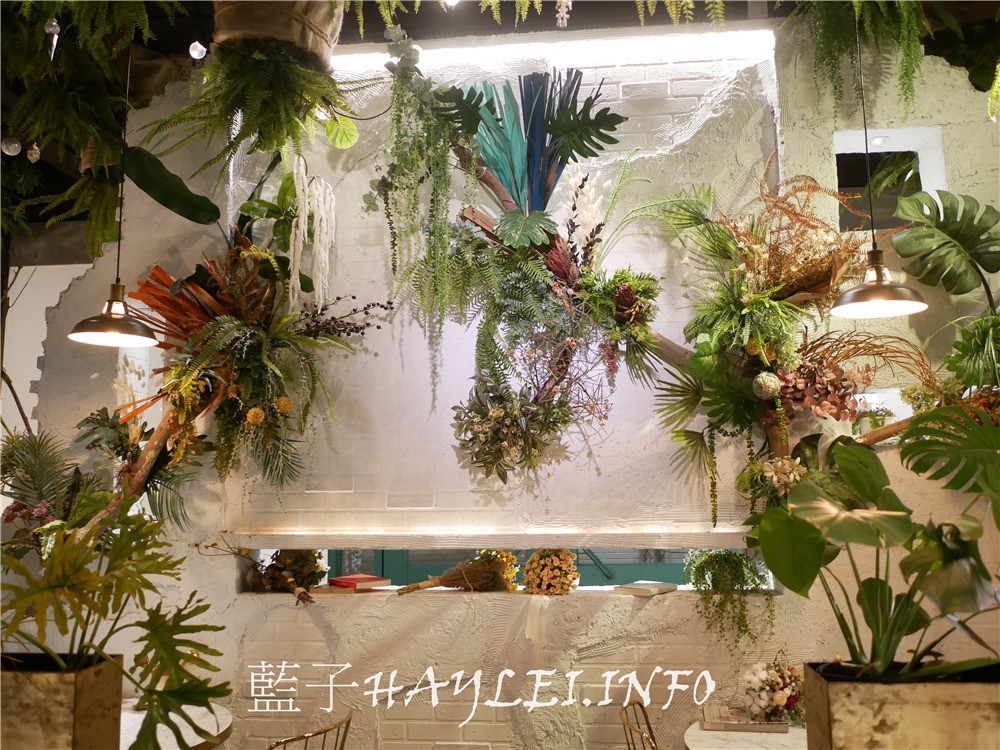 新竹東區/Garden Party Restaurant/派對花園餐廳-排餐精緻美味，裝潢華美貴氣，新竹網美拍照打卡必訪，花園餐廳環境絕美超好拍～新竹美食/新竹西餐廳/新竹餐廳推薦/花園餐廳/新竹義式餐廳/金山街餐廳/IG打卡餐廳熱門點/情侶約會/姊妹聚會/濕式熟成牛排/熱帶植物花草牆/近新竹科學園區/有停車場/藍子愛美食 國內旅遊 攝影 民生資訊分享 飲食集錦 
