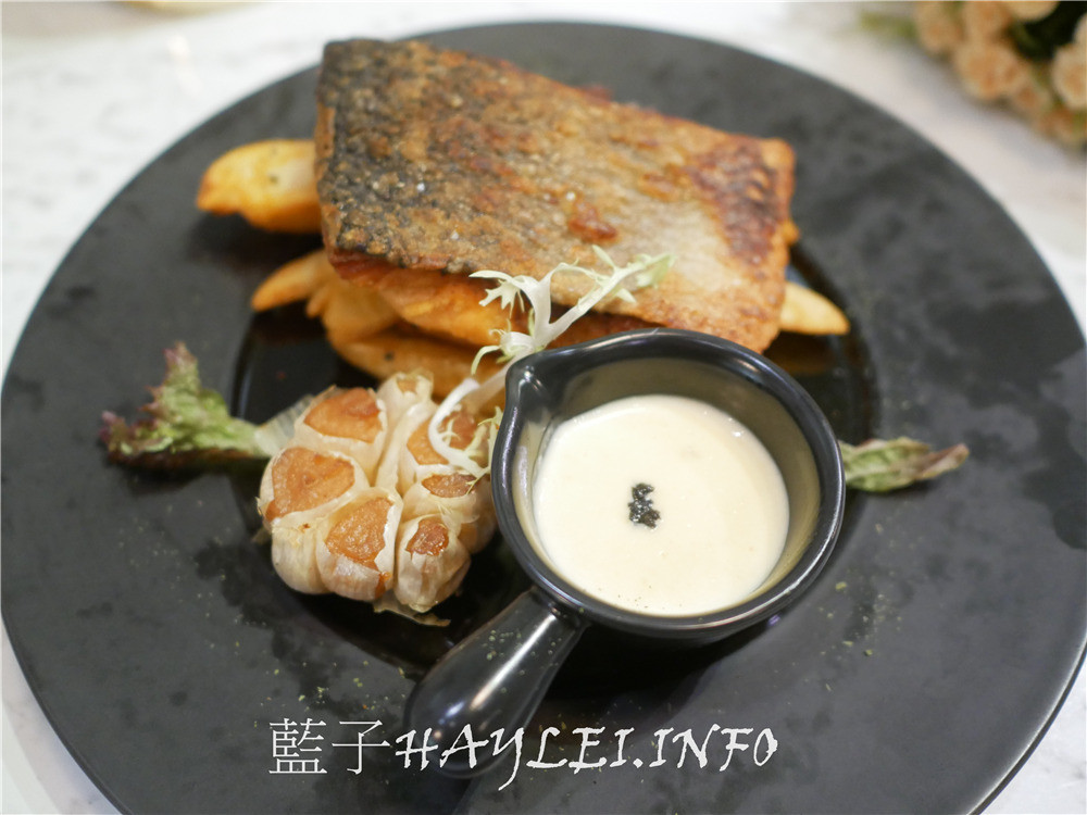 新竹東區/Garden Party Restaurant/派對花園餐廳-排餐精緻美味，裝潢華美貴氣，新竹網美拍照打卡必訪，花園餐廳環境絕美超好拍～新竹美食/新竹西餐廳/新竹餐廳推薦/花園餐廳/新竹義式餐廳/金山街餐廳/IG打卡餐廳熱門點/情侶約會/姊妹聚會/濕式熟成牛排/熱帶植物花草牆/近新竹科學園區/有停車場/藍子愛美食 國內旅遊 攝影 民生資訊分享 飲食集錦 