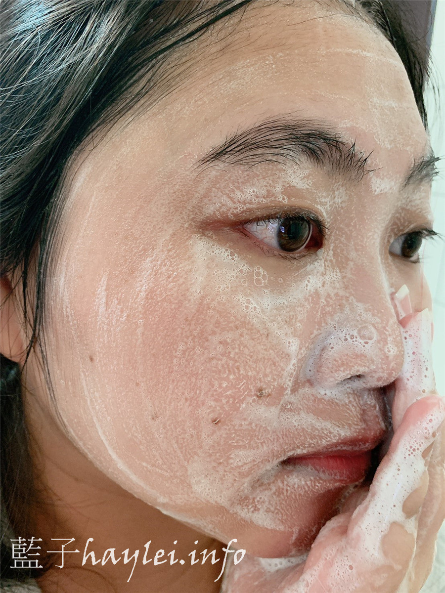 洗面乳推薦/仟米胺基酸洗面霜-清潔力非常優秀,使用後的肌膚摸起來嫩滑不澀,適合混合型或油性膚質使用的潔面產品 美妝保養/肌膚保養/清潔肌膚/chummy/MIT保養品/台灣保養品牌/臉部清潔推薦/skincare/facial cleaner/藍子愛美麗 保養品分享 攝影 民生資訊分享