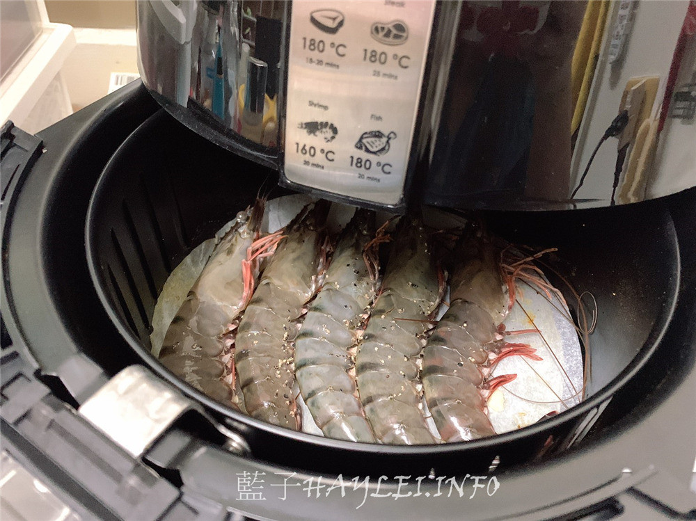 宅配美食開箱文-生猛海鮮團購美食推薦/36Life鮮綠生活-團購生鮮必吃的氣炸鍋美食,大推鮮嫩美味的台南老饕級去刺虱目魚肚、真材實料的丸類界LV蝦枝花丸、鮮香美味的海金鑽府城蝦捲、奶香四溢的起司特級蝦捲&肥碩鮮美的草蝦。冷凍宅配/生鮮宅配/團購生鮮/團購美食/氣炸鍋料理/藍子愛美食 中式料理 宅配食記 攝影 民生資訊分享 飲食集錦