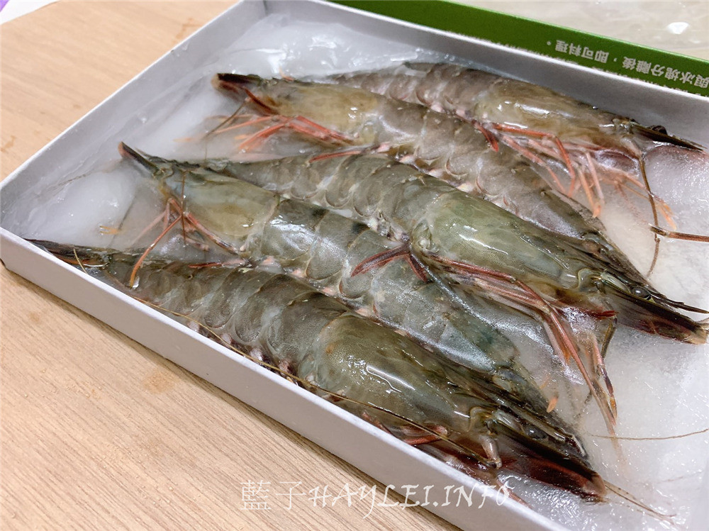 宅配美食開箱文-生猛海鮮團購美食推薦/36Life鮮綠生活-團購生鮮必吃的氣炸鍋美食,大推鮮嫩美味的台南老饕級去刺虱目魚肚、真材實料的丸類界LV蝦枝花丸、鮮香美味的海金鑽府城蝦捲、奶香四溢的起司特級蝦捲&肥碩鮮美的草蝦。冷凍宅配/生鮮宅配/團購生鮮/團購美食/氣炸鍋料理/藍子愛美食 中式料理 宅配食記 攝影 民生資訊分享 飲食集錦