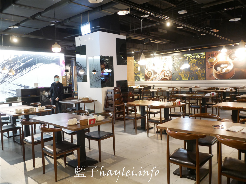 台北中正區/三創美食/港點大師(台北三創店)-座位寬敞舒適,港式飲茶鮮香美味,在台北想吃美味港點都會想到這裡!台北美食/市民大道美食/台北港點推薦/港式料理/港式點心推薦/煲仔飯/腸粉/煲粥/燒賣/奶皇包/蓮花茶/Syntrend三創生活園區/藍子愛美食 中式料理 國內旅遊 攝影 民生資訊分享 飲食集錦