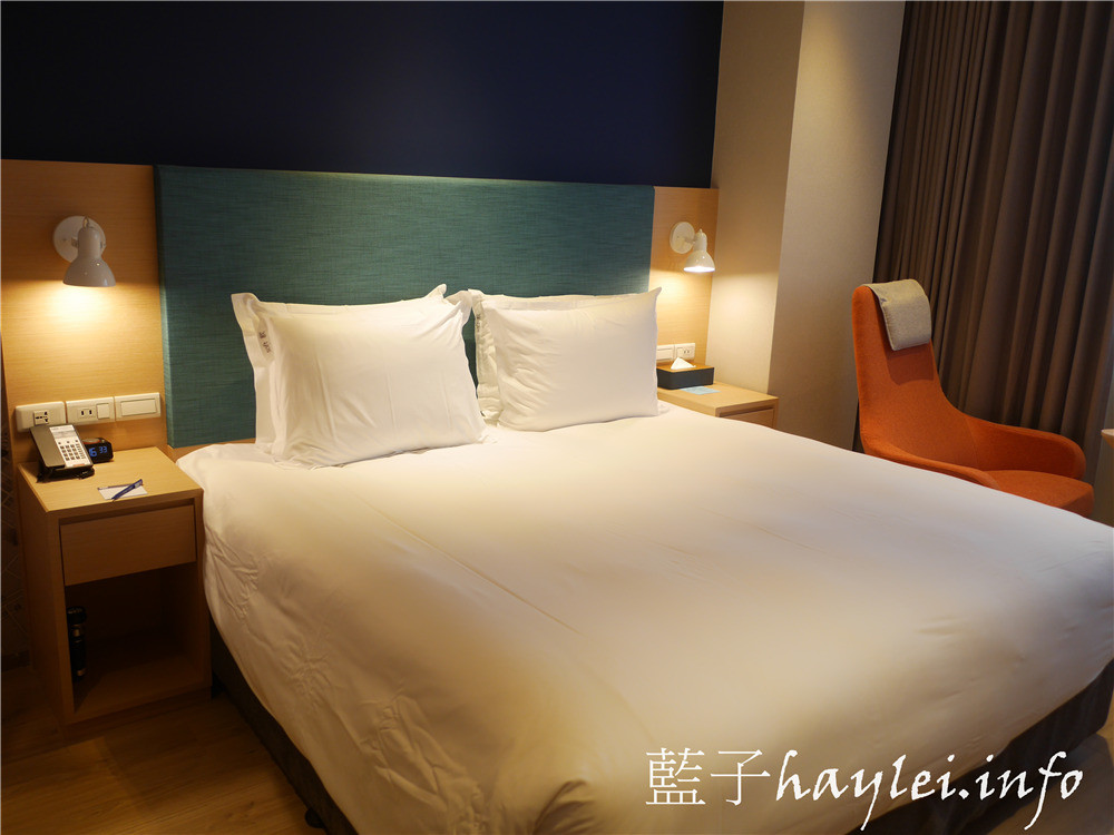 台中西屯/Holiday Inn Express Taichung Fengchia/臺中逢甲智選假日酒店-交通方便,近逢甲夜市、星享道,平價且舒適,在溫馨臥房安撫睡意後,來享受舒適美好的早餐吧!台中住宿推薦/逢甲住宿推薦/2 星級飯店/IHG洲際酒店平價品牌/24 小時櫃台/免費早餐/沐浴備品/健身中心/商務中心/洗衣服務/禁菸/會議室/國內旅遊/台中旅遊/藍子愛旅行 國內外住宿相關 國內旅遊 攝影 民生資訊分享