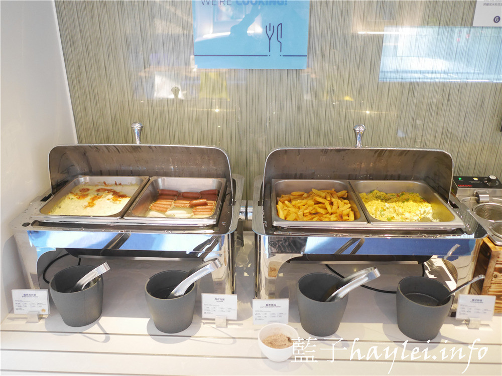 台中西屯/Holiday Inn Express Taichung Fengchia/臺中逢甲智選假日酒店-交通方便,近逢甲夜市、星享道,平價且舒適,在溫馨臥房安撫睡意後,來享受舒適美好的早餐吧!台中住宿推薦/逢甲住宿推薦/2 星級飯店/IHG洲際酒店平價品牌/24 小時櫃台/免費早餐/沐浴備品/健身中心/商務中心/洗衣服務/禁菸/會議室/國內旅遊/台中旅遊/藍子愛旅行 國內外住宿相關 國內旅遊 攝影 民生資訊分享