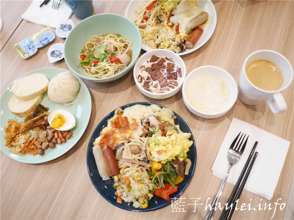 台中西屯/Holiday Inn Express Taichung Fengchia/臺中逢甲智選假日酒店-交通方便,近逢甲夜市、星享道,平價且舒適,在溫馨臥房安撫睡意後,來享受舒適美好的早餐吧!台中住宿推薦/逢甲住宿推薦/2 星級飯店/IHG洲際酒店平價品牌/24 小時櫃台/免費早餐/沐浴備品/健身中心/商務中心/洗衣服務/禁菸/會議室/國內旅遊/台中旅遊/藍子愛旅行 國內外住宿相關 國內旅遊 攝影 民生資訊分享