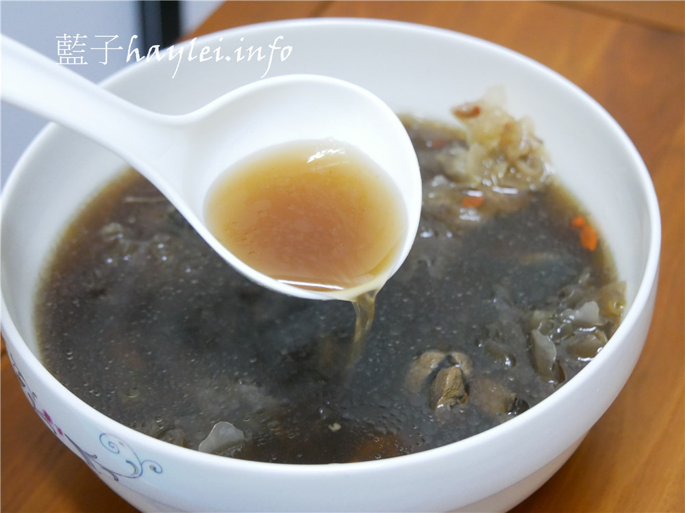 台中藥膳推薦/南屯美食/巫爺中醫藥膳舖-巫爺中醫藥膳燉盅299起,人蔘霸王別姫、麻香當歸燉烏雞採用新鮮烏骨雞、鮑魚、甲魚等熬製,養生湯品順口味美,不會有反胃中藥味,孩童也能美味品嚐的中藥補湯推薦~在想想鍋物裡!台中美食/養生藥膳煲湯/營養補湯/中藥湯/美味藥膳/甲魚口感/甲魚湯/烏骨雞湯/當歸雞湯/中南海集團/藍子愛美食 中式料理 健康養身 攝影 民生資訊分享 飲食集錦