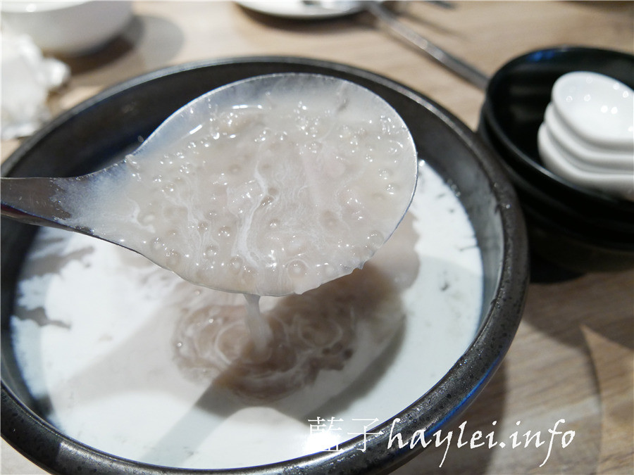 台北松山區/市民大道美食/一吃上癮祖傳甕缸雞-祖傳秘方正宗放山雞,吃起來外酥內嫩又多汁,鹹香入味超好吃!近捷運忠孝敦化站的美味烤雞,每天限量30隻,需提前1小時預定~一吃上癮祖傳甕缸雞菜單/台北美食/台北熱炒餐廳推薦/宵夜美食/親友聚餐/台菜餐廳推薦/桌菜合菜/皮脆肉嫩/roasted chicken/藍子愛美食 中式料理 國內旅遊 攝影 民生資訊分享 飲食集錦