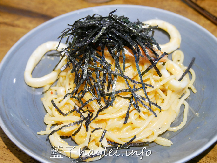 台北松山/中山國中站美食/夏綠蒂·小私廚/à table chez Charlotte-原夏綠地咖啡,環境舒適,食材新鮮且口味絕佳,約會聚餐好選擇~義大利麵燉飯、甜點下午茶都是手工現做!台北美食餐廳/松山美食/義式料理/客製化餐點/手工甜點/下午茶/雙人鬆餅午茶套餐/鐵觀音茶風鬆餅/松露野菇燉飯/明太子義大利麵/不收服務費/西式料理/台北旅遊/藍子愛美食 國內旅遊 攝影 民生資訊分享 飲食集錦