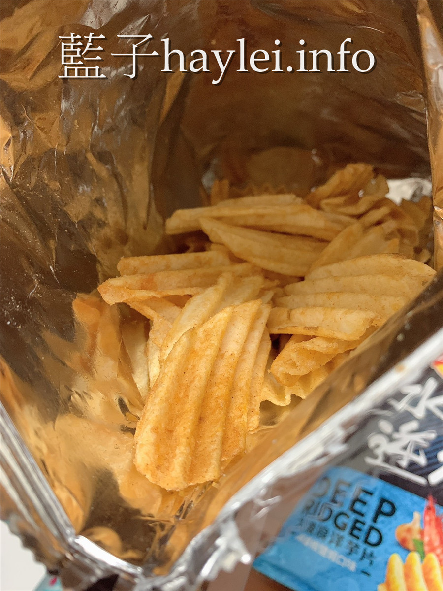 超商新品/樂事大波浪洋芋片-在超商找到覺得水星逆行懷疑人生,還在全聯找到理智斷線呢!超商零食/樂事大波浪超紓壓/波浪造型超喀脆/樂事洋芋片/LAYS樂事/大波浪洋芋片/零食點心/超商零食推薦/全聯零食推薦/potatochips/馬鈴薯片/薯片/紓壓零嘴/藍子愛美食 攝影 民生資訊分享 飲食集錦