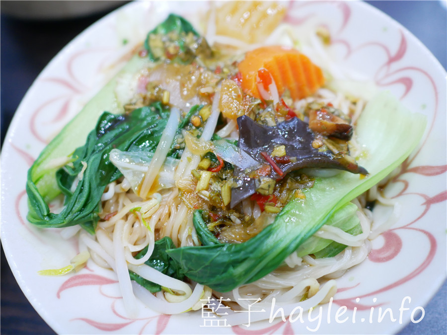 台中北區素食/寒山居蔬食-近中國醫、永興街美食,平價有水準的美味素食料理、手工辣椒醬令人流連,享受蔬食健康生活!推薦猴頭菇麻辣燙、麻辣臭豆腐、麻油吉便當、檸香川味拌麵~台中美食/台中素食推薦/中國醫美食/臭豆腐料理/素食便當/素食臭豆腐/特色辣醬/宅配外送/藍子愛美食 中式料理 國內旅遊 攝影 民生資訊分享 飲食集錦