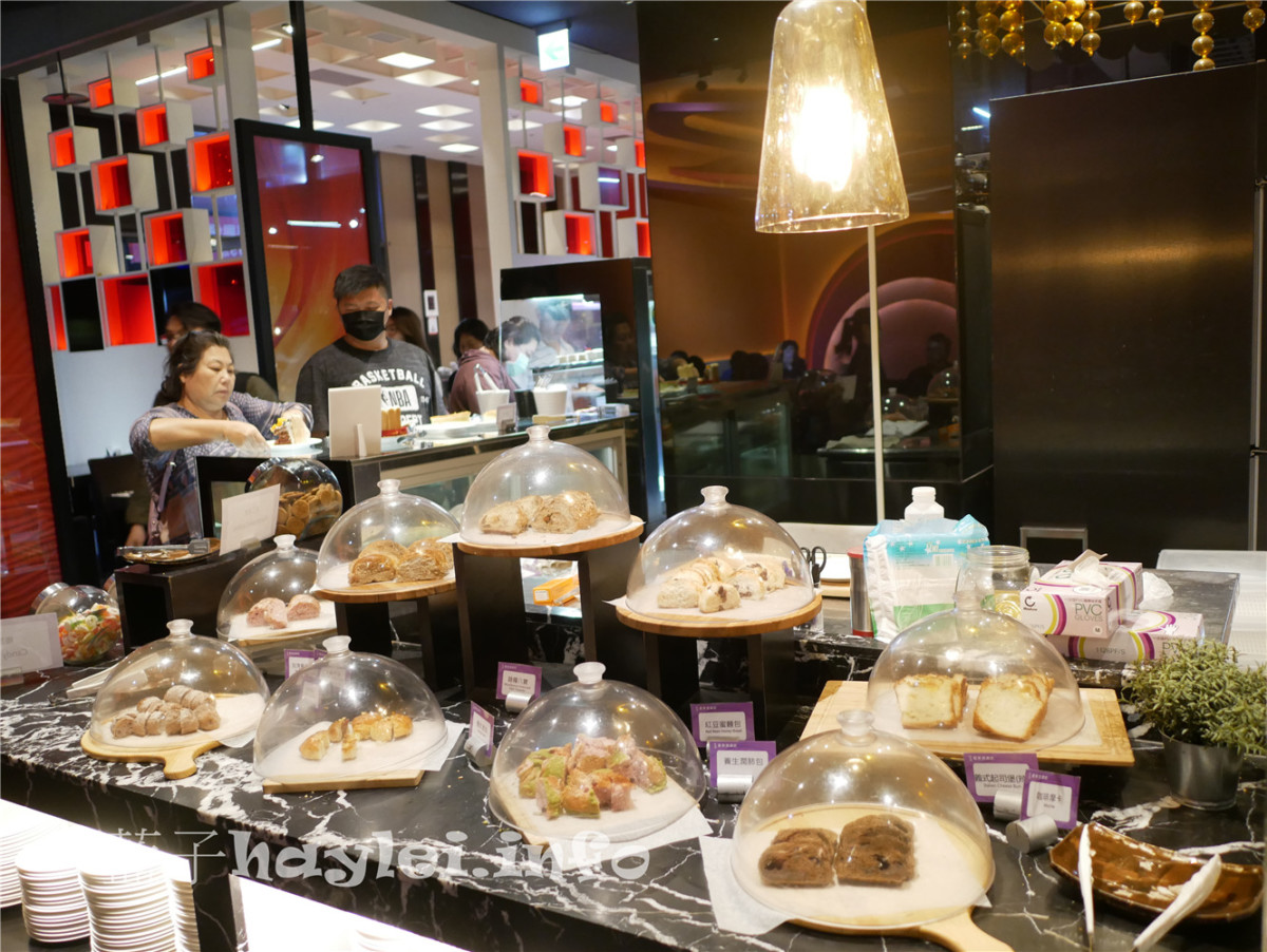 台中西屯/星饗道國際自助餐/In Sky Buffet-現作牛排、豬扒、天婦羅、拉麵、壽司、燒烤、咖啡美酒、蛋糕麵包等一次享有,豐盛美食引人垂涎!台中美食/逢甲美食/台中逢甲/逢甲商圈/台中buffet/台中自助餐廳/飯店自助餐/台中吃到飽餐廳/eattodie/星享道酒店/In Sky Hotel/藍子愛美食 中式料理 國內旅遊 攝影 日式料理 民生資訊分享 美式料理 飲食集錦