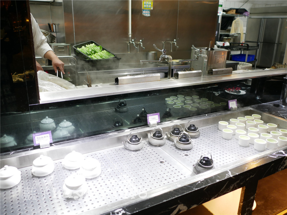 台中西屯/星饗道國際自助餐/In Sky Buffet-現作牛排、豬扒、天婦羅、拉麵、壽司、燒烤、咖啡美酒、蛋糕麵包等一次享有,豐盛美食引人垂涎!台中美食/逢甲美食/台中逢甲/逢甲商圈/台中buffet/台中自助餐廳/飯店自助餐/台中吃到飽餐廳/eattodie/星享道酒店/In Sky Hotel/藍子愛美食 中式料理 國內旅遊 攝影 日式料理 民生資訊分享 美式料理 飲食集錦