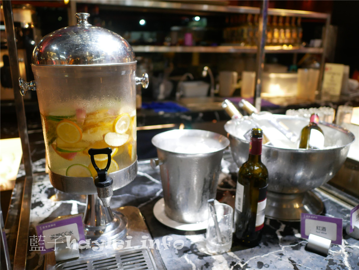 台中西屯/星饗道國際自助餐/In Sky Buffet-現作牛排、豬扒、天婦羅、拉麵、壽司、燒烤、咖啡美酒、蛋糕麵包等一次享有,豐盛美食引人垂涎!台中美食/逢甲美食/台中逢甲/逢甲商圈/台中buffet/台中自助餐廳/飯店自助餐/台中吃到飽餐廳/eattodie/星享道酒店/In Sky Hotel/藍子愛美食 中式料理 國內旅遊 攝影 日式料理 民生資訊分享 美式料理 飲食集錦