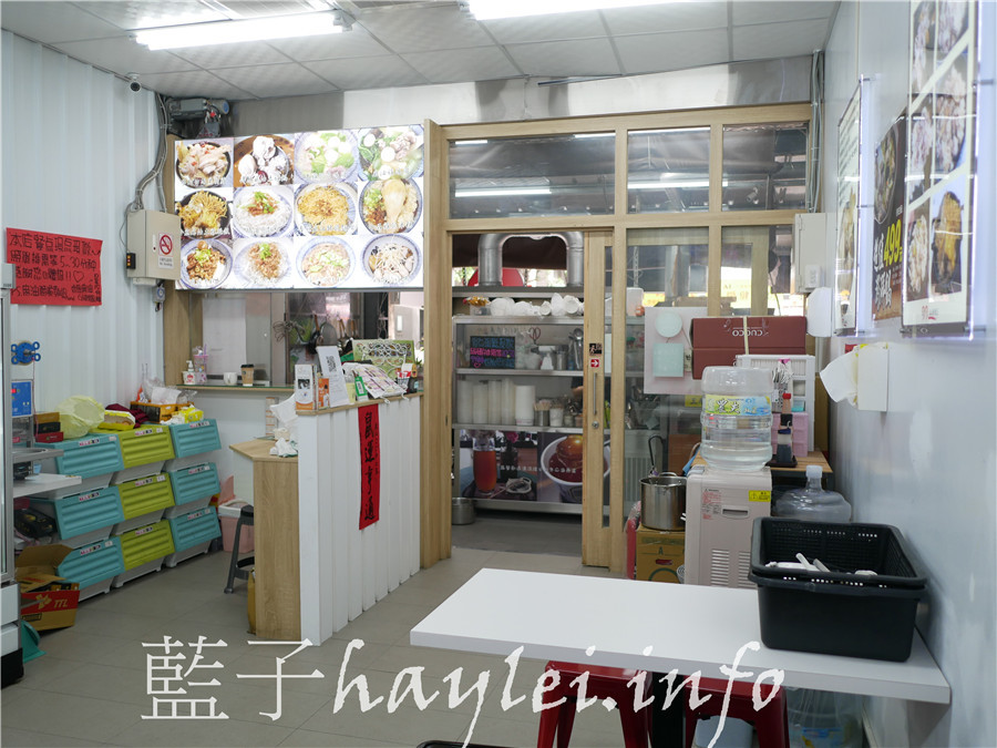 台中南屯/偉中麻油料理店-16足月的無毒公黑羽雞腿&純米酒&黑麻油燉煮出的純酒麻油雞,肉質彈嫩且湯香味醇,不愧是招牌!手工麵線口感彈Q,不論麻油香煎或拌鵝油蔥酥都非常美味~膠原蛋白滿滿的冬瓜海燕窩凍順口無腥超好吃!台中美食/台中麻油雞/麻油美食/麻油雞/麵線美食/健康養生/藥膳補湯/養生湯品/公益路美食/藍子愛美食 中式料理 健康養身 國內旅遊 攝影 民生資訊分享 飲食集錦