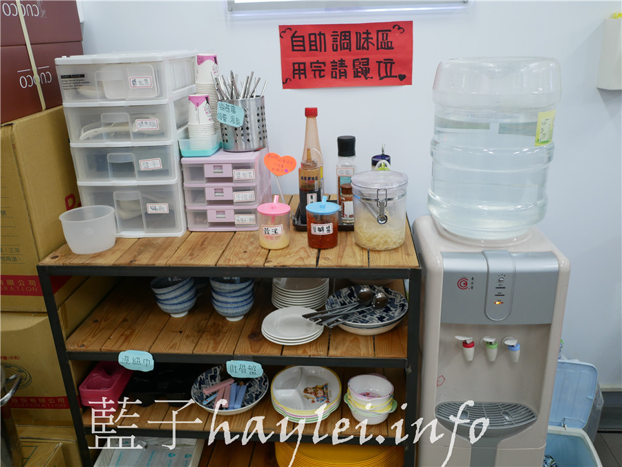 台中南屯/偉中麻油料理店-16足月的無毒公黑羽雞腿&純米酒&黑麻油燉煮出的純酒麻油雞,肉質彈嫩且湯香味醇,不愧是招牌!手工麵線口感彈Q,不論麻油香煎或拌鵝油蔥酥都非常美味~膠原蛋白滿滿的冬瓜海燕窩凍順口無腥超好吃!台中美食/台中麻油雞/麻油美食/麻油雞/麵線美食/健康養生/藥膳補湯/養生湯品/公益路美食/藍子愛美食 中式料理 健康養身 國內旅遊 攝影 民生資訊分享 飲食集錦
