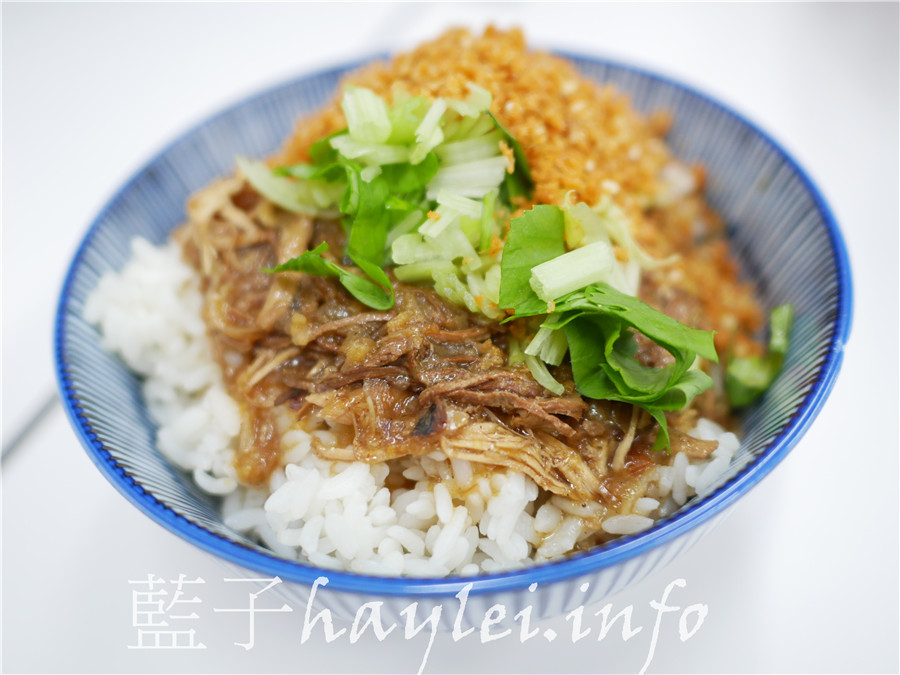台中南屯/偉中麻油料理店-16足月的無毒公黑羽雞腿&純米酒&黑麻油燉煮出的純酒麻油雞,肉質彈嫩且湯香味醇,不愧是招牌!手工麵線口感彈Q,不論麻油香煎或拌鵝油蔥酥都非常美味~膠原蛋白滿滿的冬瓜海燕窩凍順口無腥超好吃!台中美食/台中麻油雞/麻油美食/麻油雞/麵線美食/健康養生/藥膳補湯/養生湯品/公益路美食/藍子愛美食 中式料理 健康養身 國內旅遊 攝影 民生資訊分享 飲食集錦