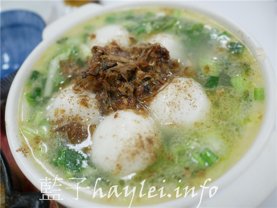 台中南屯/偉中麻油料理店-16足月的無毒公黑羽雞腿&純米酒&黑麻油燉煮出的純酒麻油雞,肉質彈嫩且湯香味醇,不愧是招牌!手工麵線口感彈Q,不論麻油香煎或拌鵝油蔥酥都非常美味~膠原蛋白滿滿的冬瓜海燕窩凍順口無腥超好吃!台中美食/台中麻油雞/麻油美食/麻油雞/麵線美食/健康養生/藥膳補湯/養生湯品/公益路美食/藍子愛美食 中式料理 健康養身 國內旅遊 攝影 民生資訊分享 飲食集錦