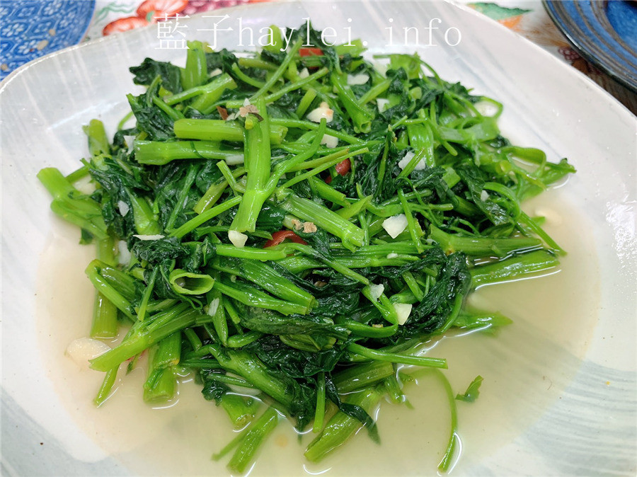 台中豐原/豐東美食/傳統炒飯 便當專賣店-現點現炒的美味熱炒、炒飯都很好吃,銅板價親民的平價美食超激推!台中美食/豐原美食/豐原小吃/豐原炒飯/沙茶豬肉炒飯/黃金流沙炒飯/三色蛋/傳統美食/炒飯/炒麵/古早味便當/文內有菜單/平價小吃/藍子愛美食 中式料理 國內旅遊 攝影 民生資訊分享 飲食集錦