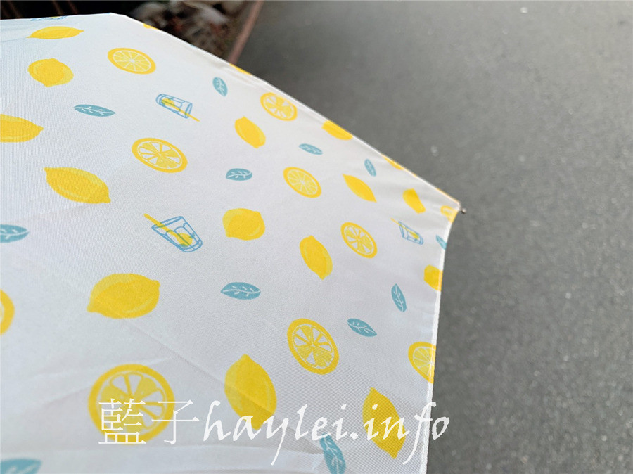 德國boy傘/三折都市印象傘(萊姆冰沙)-夏季高CP值晴雨傘,平價且兼具品質的好傘,112cm大傘面,雙玻纖+鋁骨8k傘骨抗風佳不怕翻傘,高密度PONGEE布晴雨兩用,210g超輕量,好握好拿低負擔!boy umbrella/居家好物/生活好物/雨傘推薦/大傘面輕量傘推薦/boy傘/晴雨傘/boy藍標商品/雨傘穿搭分享/藍子樂生活 攝影 民生資訊分享 穿搭分享