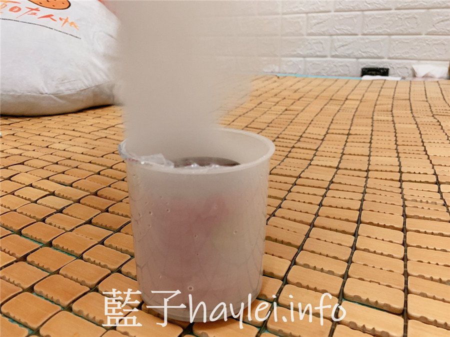 居家清潔/速必效強滲煙寶-用水煙殺蟲的水蒸式殺蟲劑,有效驅蟑、防蚊滅蚊一把罩,居家生活更安心!一個人生活/環境衛生/維護環境/防範蚊蟲/健康生活/室內防蟲/室內驅蟲/室內專用水煙產品/除蟲菊精製成的殺蟲劑產品/速必效評價/水煙評價/白色煙霧藥劑/藍子愛生活 健康養身 國內外住宿相關 攝影 民生資訊分享