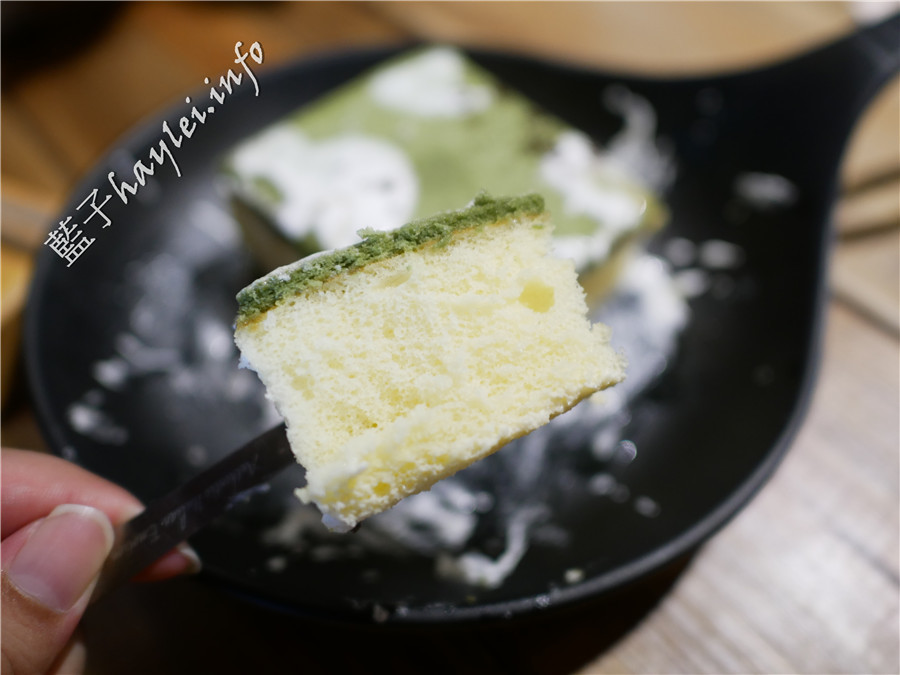宜蘭冬山美食/七路咖啡食藝-感受老屋情懷,品味貼近人心的宜蘭在地美食!環境寬敞舒適,有彩虹屋彩繪牆、網美打卡拍照點、盪鞦韆、超大足球草原、沙坑、黑板和水槍等,適合親子遊憩的好地方!宜蘭旅遊推薦/宜蘭羅東/宜蘭美食/宜蘭網紅景點/宜蘭親子餐廳/宜蘭寵物友善餐廳/七路咖啡 ナナロ コーヒー/停車場/宜蘭拍照聖地/宜蘭打卡景點/水果咖啡/順進蜜餞行/大進果園/宜蘭休閒農業/深山咖啡廳/藍子愛旅行 國內旅遊 攝影 民生資訊分享 飲食集錦