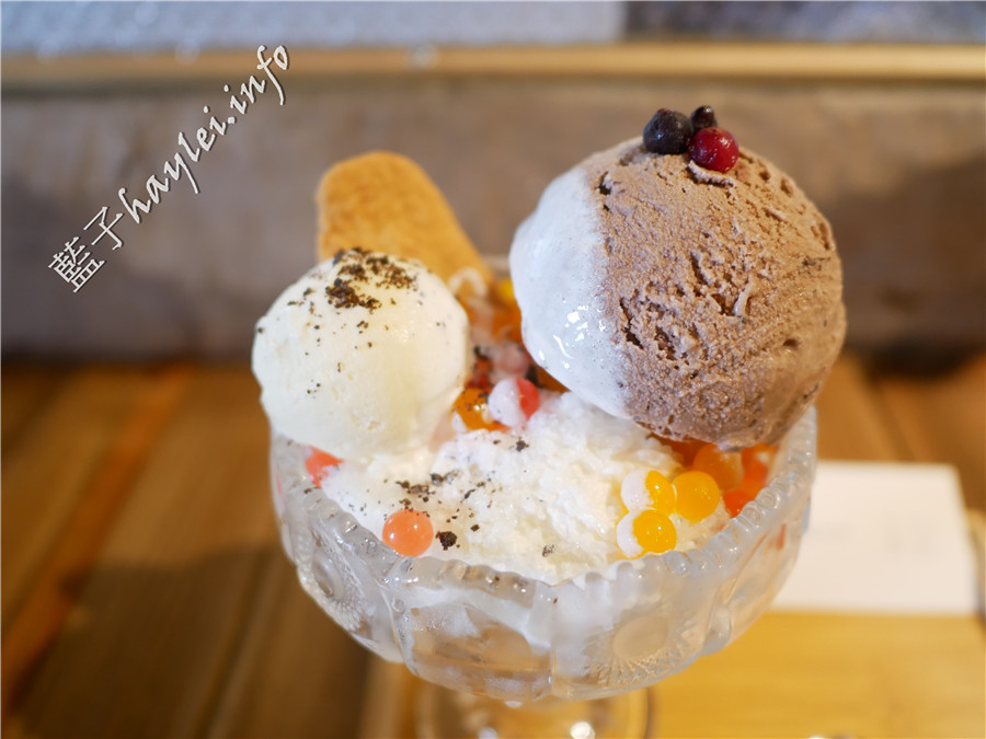宜蘭冬山美食/七路咖啡食藝-感受老屋情懷,品味貼近人心的宜蘭在地美食!環境寬敞舒適,有彩虹屋彩繪牆、網美打卡拍照點、盪鞦韆、超大足球草原、沙坑、黑板和水槍等,適合親子遊憩的好地方!宜蘭旅遊推薦/宜蘭羅東/宜蘭美食/宜蘭網紅景點/宜蘭親子餐廳/宜蘭寵物友善餐廳/七路咖啡 ナナロ コーヒー/停車場/宜蘭拍照聖地/宜蘭打卡景點/水果咖啡/順進蜜餞行/大進果園/宜蘭休閒農業/深山咖啡廳/藍子愛旅行 國內旅遊 攝影 民生資訊分享 飲食集錦