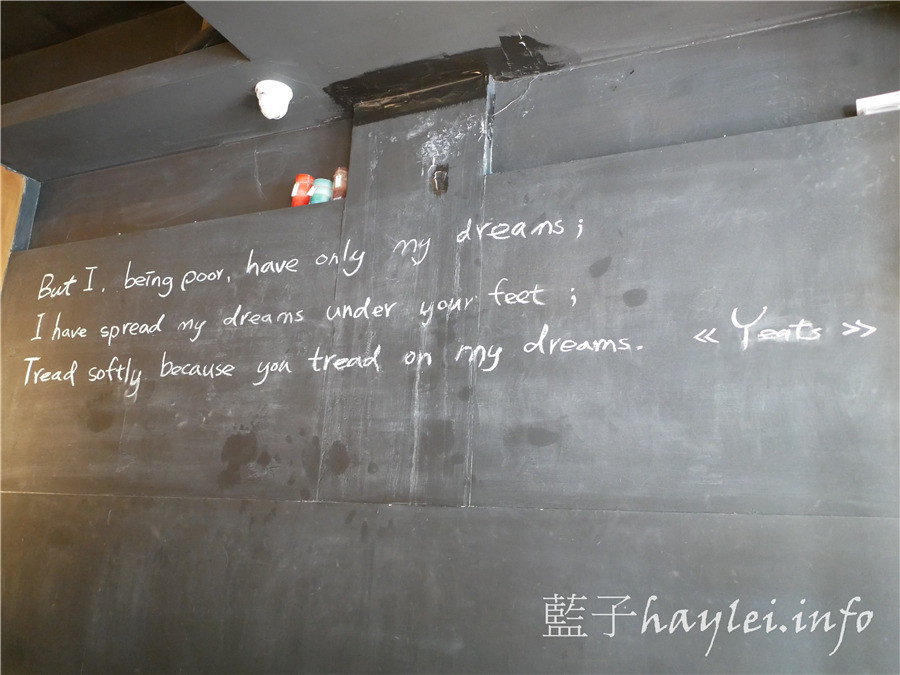 台北信義美食/Blanc布朗客咖啡-平價美味松菸美食推薦，環境溫馨有情調，食材新鮮有品質，美味到想再再回訪的美食餐廳！鴨胸沙拉、紅酒牛肉燉飯、起司雞肉千層麵、起司磚餅等鹹食表現可圈可點，布朗尼、提拉米蘇、肉桂捲等甜點必吃～台北美食/台北咖啡館/義式料理/市府站美食/義大利麵/下午茶推薦/藍子愛美食 國內旅遊 攝影 民生資訊分享 美式料理 飲食集錦 