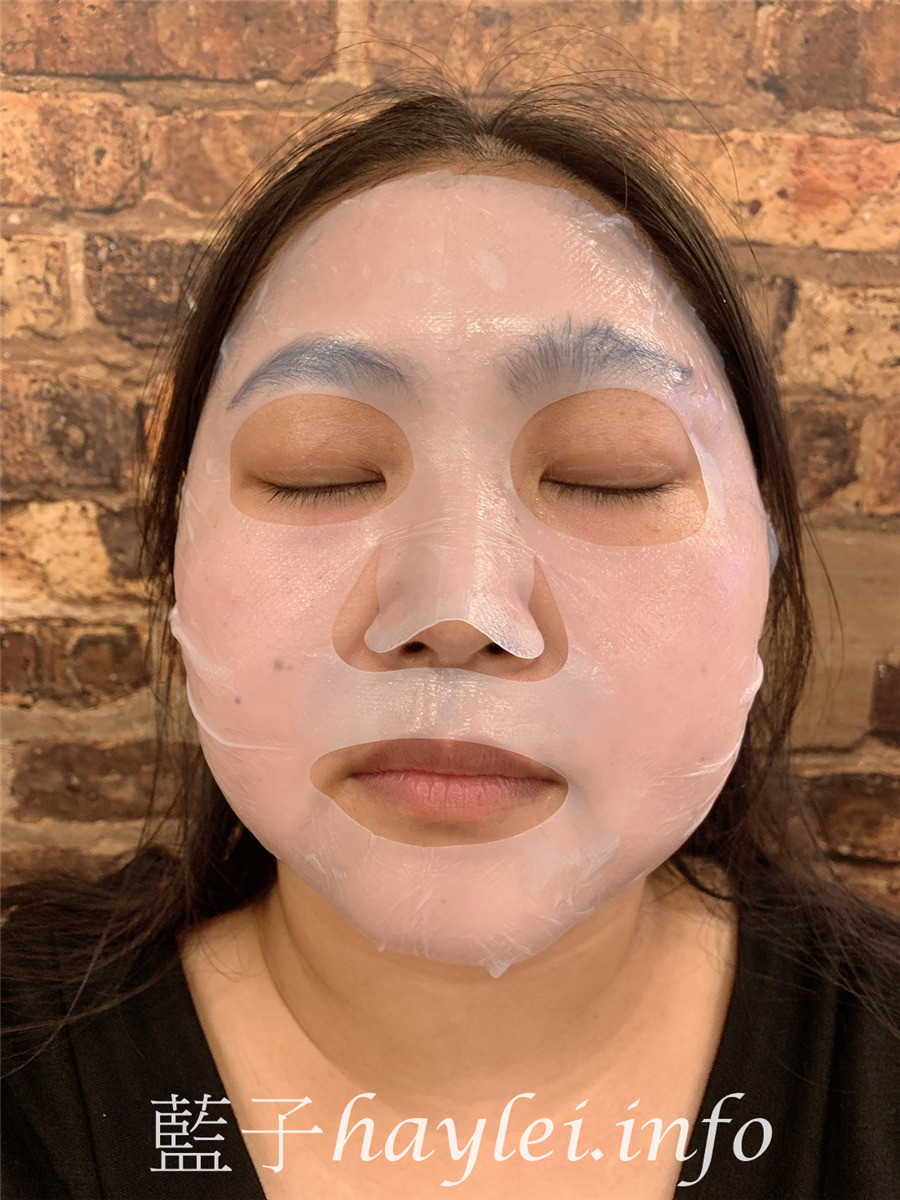 JIAHUI佳慧佳慧/晶粹盈潤生物纖維面膜-使用新鮮椰子汁製成3D網狀結構的特殊奈米生物纖維幫助深層補水,親膚性高且不悶膚,保養時也能讓肌膚深呼吸,用起來不易乾燥或掉落,非常好用!美妝保養/肌膚保養/面膜保養推薦/緊密服貼/補水/保濕面膜/如人造皮膚般貼合/台灣面膜品牌/佳慧化工/藍子愛保養 保養品分享 健康養身 彩妝品 彩妝品分享 攝影 民生資訊分享