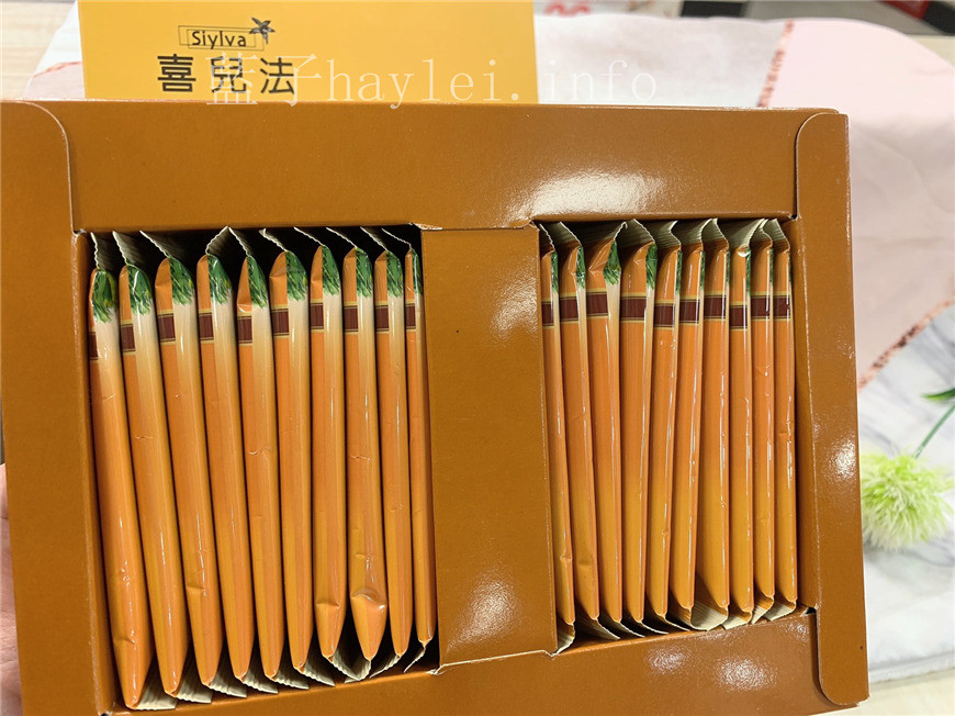 黃馬琍喜兒法歐勒葉鮮纖-自然口感酸甜,搭配水就能吞服,即使出門在外也非常方便!宅在家也能讓身體更減負的小法寶~一起拒當小腹婆吧! 健康養身 宅配食記 攝影 民生資訊分享