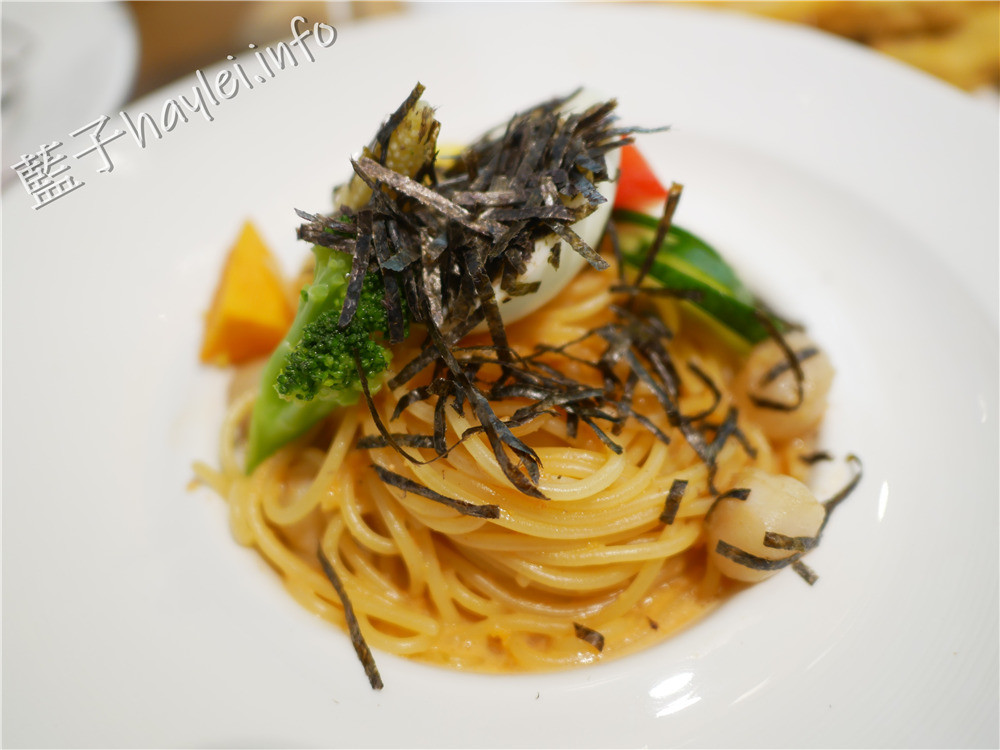台北松山下午茶/夏綠蒂‧小私廚(二訪)-咖啡廳也能吃到美味私廚料理,首推口感豐富的明太子義大利麵、燉飯,招牌米鬆餅、炸物小點也很非常美味,裝潢佈置很有巧思,見到可愛的小貓咪特別療癒,很適合閨密聚會、親友聚餐呢!台北美食/台北下午茶/中山國中站美食/寵物友善餐廳/親子友善餐廳/夏綠蒂菜單/藍子愛美食 國內旅遊 攝影 民生資訊分享 美式料理 飲食集錦