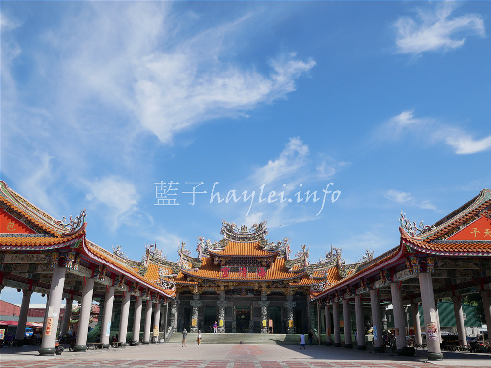 雲林四湖/三條崙海清宮閻羅天子包公祖廟-1738年建立,寺廟結構以傳統青斗石與木構為主,是台灣最早供奉包青天包拯的祖廟!進香團來訪包公廟,仙女舞敬神,場面香火鼎盛~海清宮森羅殿/廟宇祭典/廟會活動/民俗信仰中心/傳統民間習俗/宮廟信仰活動/藍子愛旅遊 國內旅遊 攝影 民生資訊分享