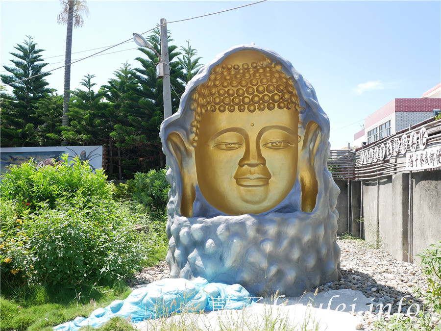雲林四湖景點/喔熊藝術村(萡子寮臺灣好神3D彩繪村)-彩墨軒工作室藝術家曾進成參與,萡子寮藝術村的4D立體雕塑、全台獨創雙面畫跟喔熊立體塑像,融合傳統民俗文化看起來可愛有趣,非常值得遊賞!凹雕轉頭佛祖/神仙3D4D彩繪/彌勒達摩雙面畫/雲嘉南旅遊/雲嘉南景點/雲嘉南濱海國家風景區/雲林四湖旅遊推薦/網美打卡/打卡聖地/景點推薦/南臺灣觀光/臺灣旅遊景點推薦/雲林免費景點/藍子愛旅遊 國內旅遊 攝影 民生資訊分享