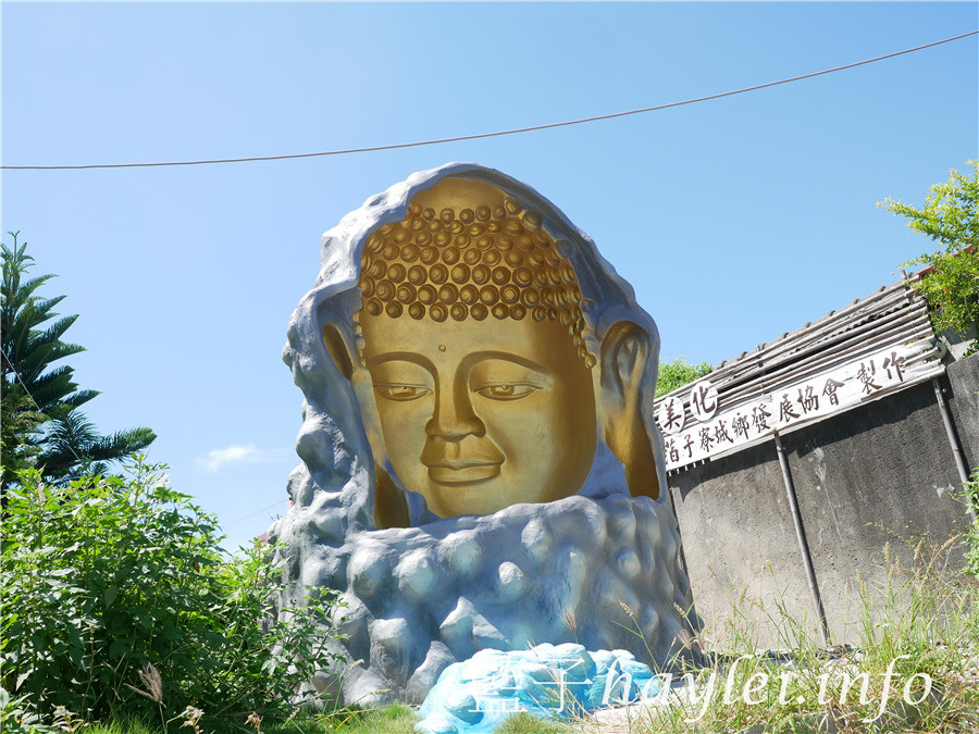 雲林四湖景點/喔熊藝術村(萡子寮臺灣好神3D彩繪村)-彩墨軒工作室藝術家曾進成參與,萡子寮藝術村的4D立體雕塑、全台獨創雙面畫跟喔熊立體塑像,融合傳統民俗文化看起來可愛有趣,非常值得遊賞!凹雕轉頭佛祖/神仙3D4D彩繪/彌勒達摩雙面畫/雲嘉南旅遊/雲嘉南景點/雲嘉南濱海國家風景區/雲林四湖旅遊推薦/網美打卡/打卡聖地/景點推薦/南臺灣觀光/臺灣旅遊景點推薦/雲林免費景點/藍子愛旅遊 國內旅遊 攝影 民生資訊分享