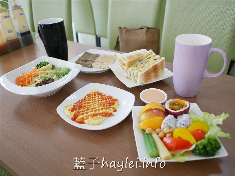 今天吃什麼/嘉義大林/蔬心早食-近大林火車站的素食早餐店,環境乾淨舒適,餐點種類豐富且口味好,多點蔬食、少點負擔,離健康更進一步~香辣美味的手炒麻辣醬拌上乾拌麵超好吃!嘉義美食/大林美食/嘉義素食/大林素食/大林早餐/嘉義早餐店/嘉義早餐推薦/親子友善餐廳/藍子愛美食 中式料理 健康養身 國內旅遊 攝影 民生資訊分享 飲食集錦