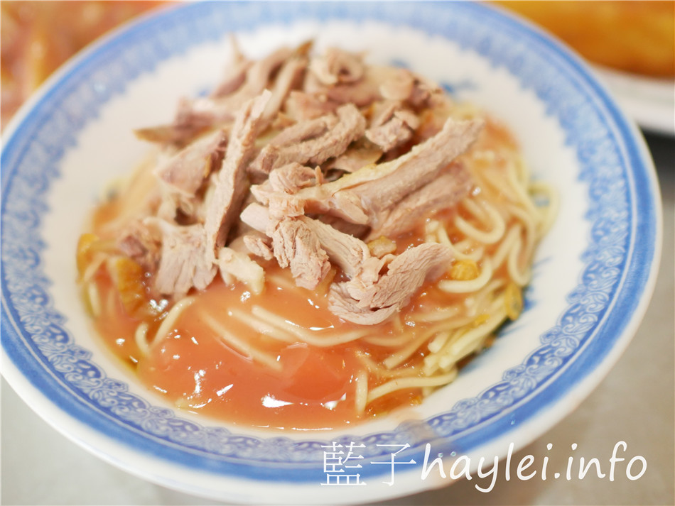 今天吃什麼/嘉義東區/阿波鴨肉麵-紅燒鴨肉軟嫩美味,台式熱炒、滷味、煎蛋、鴨肉麵、下水湯等味道更是可圈可點,嘉義必吃平民美食,近文化路夜市、文化公園~嘉義美食/嘉義小吃/嘉義鴨肉美食/嘉義鴨肉推薦/嘉義熱炒/熱炒美食/傳統小吃/傳統美食/藍子愛美食 中式料理 國內旅遊 攝影 民生資訊分享 飲食集錦