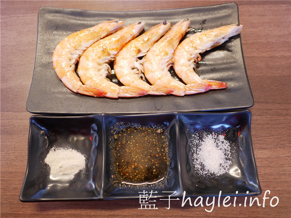 今天吃什麼/嘉義西區/旺柴燒肉屋-露天環境寬敞放鬆,專人烤肉不會手忙腳亂怕燒焦,樣樣品質有把關,新鮮現點現烤不回烤,品嘗美食更盡興!嘉義美食/嘉義燒烤/嘉義小吃/嘉義居酒屋/特色小店/個性美食/療癒美食/約會聚餐/停車方便/自備停車場/藍子愛美食 中式料理 國內旅遊 攝影 日式料理 民生資訊分享 飲食集錦
