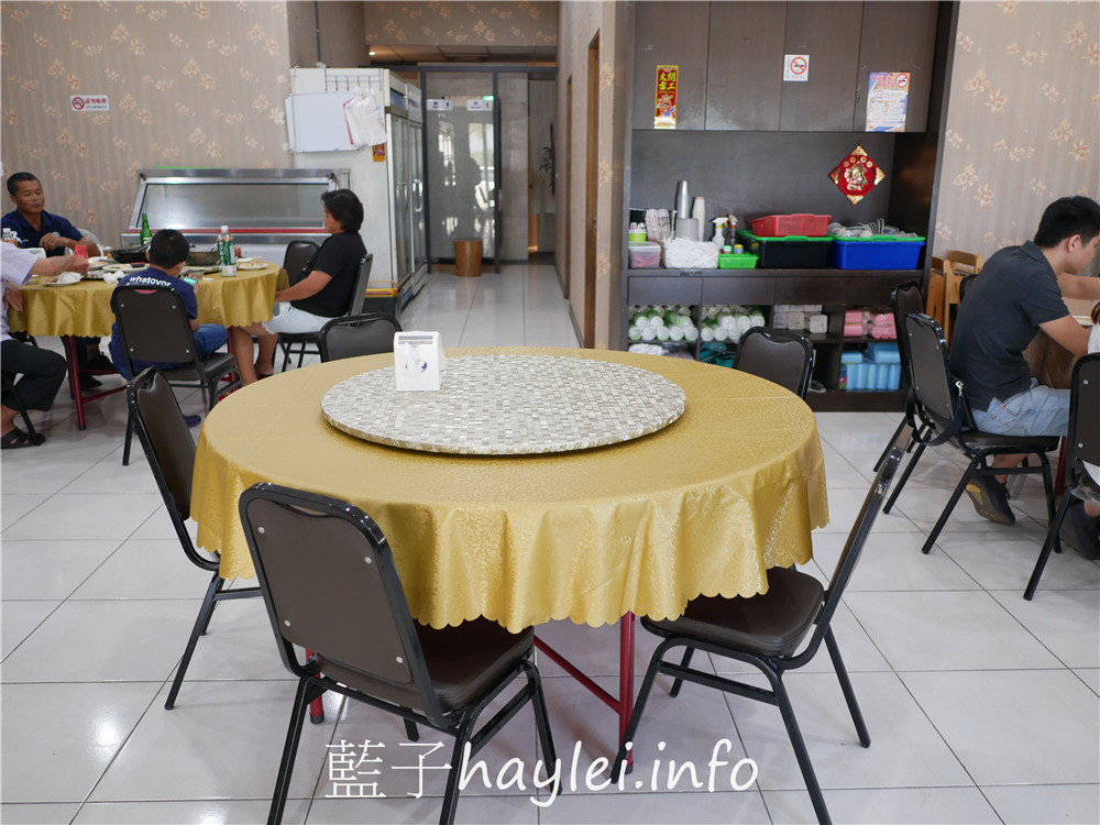 台南將軍漁港/海商餐飲/海商熱炒-新鮮海鮮料理鮮美可口,清蒸花蟹、黑鯧米粉湯更是招牌美食,歡唱卡拉ok、欣賞漁港美景,品味台南海口的在地風情!今天吃什麼/台南馬沙溝/台南漁港美食/將軍漁港美食/將軍漁港熱炒/現點現做/生猛海鮮/台南美食/藍子愛美食 中式料理 國內旅遊 攝影 民生資訊分享 飲食集錦