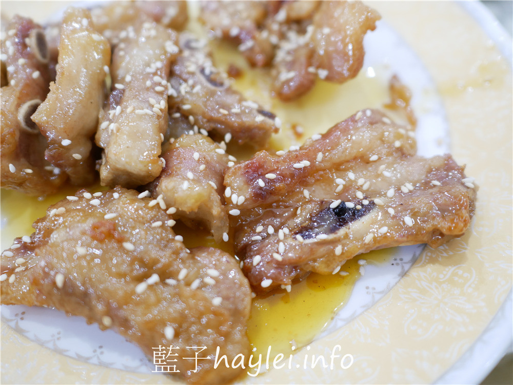 台南將軍漁港/海商餐飲/海商熱炒-新鮮海鮮料理鮮美可口,清蒸花蟹、黑鯧米粉湯更是招牌美食,歡唱卡拉ok、欣賞漁港美景,品味台南海口的在地風情!今天吃什麼/台南馬沙溝/台南漁港美食/將軍漁港美食/將軍漁港熱炒/現點現做/生猛海鮮/台南美食/藍子愛美食 中式料理 國內旅遊 攝影 民生資訊分享 飲食集錦