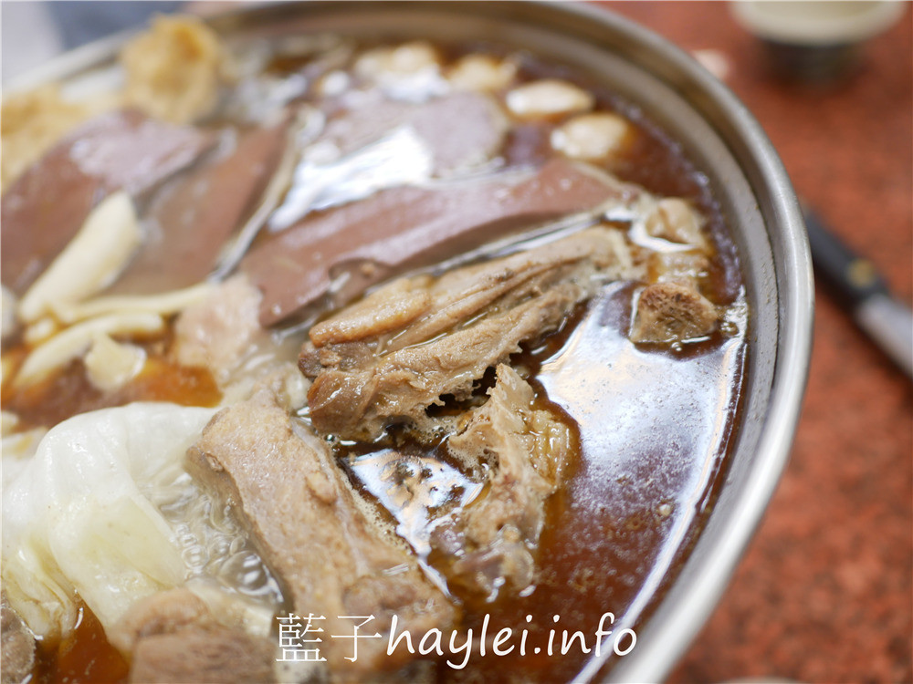 嘉義朴子/帝王食補薑母鴨狗尾雞-湯頭濃香且營養美味的薑母鴨撫慰了每位食客的心靈,滿滿人情味的嘉義在地美食!今天吃什麼/嘉義美食/嘉義朴子/朴子美食/薑母鴨/狗尾雞湯/養生補湯/中藥湯品/漢方藥膳湯/藍子愛美食 中式料理 國內旅遊 民生資訊分享 飲食集錦