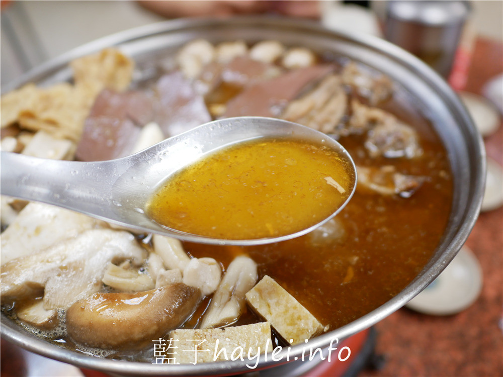嘉義朴子/帝王食補薑母鴨狗尾雞-湯頭濃香且營養美味的薑母鴨撫慰了每位食客的心靈,滿滿人情味的嘉義在地美食!今天吃什麼/嘉義美食/嘉義朴子/朴子美食/薑母鴨/狗尾雞湯/養生補湯/中藥湯品/漢方藥膳湯/藍子愛美食 中式料理 國內旅遊 民生資訊分享 飲食集錦