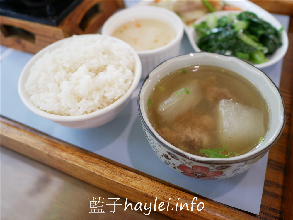 嘉義朴子/彤彤生活料理館-深耕嘉義的在地好味道,鮮美實在的麻辣烤魚鍋、軟嫩甜香的可樂冰糖豬腳推薦必點~今天吃什麼/嘉義美食/朴子美食/嘉義豬腳/嘉義麻辣烤魚/麻辣美食/豬腳美食/真材實料/在地人推薦/藍子愛美食 中式料理 國內旅遊 攝影 民生資訊分享 飲食集錦