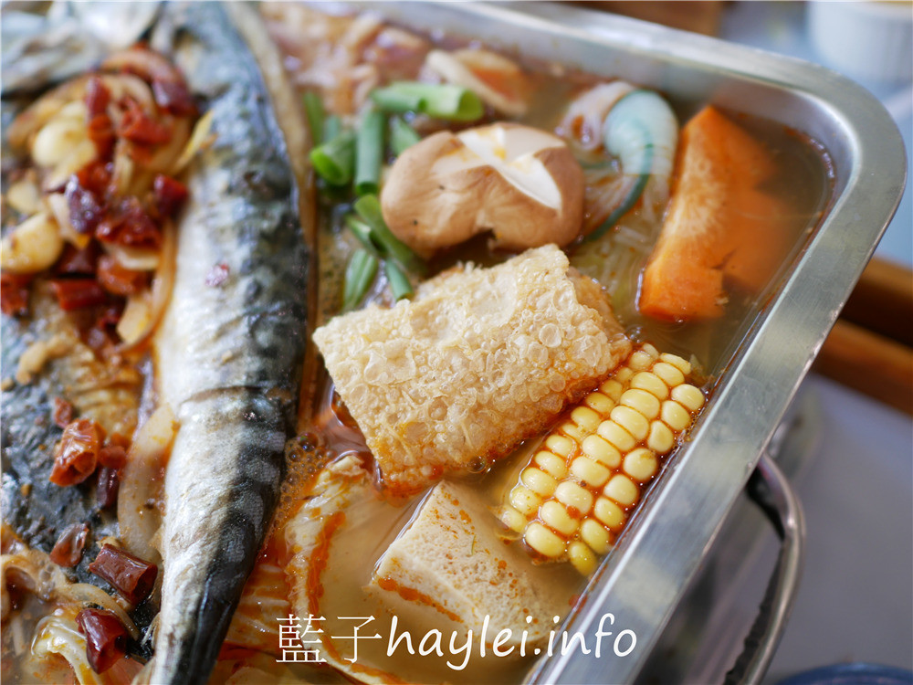 嘉義朴子/彤彤生活料理館-深耕嘉義的在地好味道,鮮美實在的麻辣烤魚鍋、軟嫩甜香的可樂冰糖豬腳推薦必點~今天吃什麼/嘉義美食/朴子美食/嘉義豬腳/嘉義麻辣烤魚/麻辣美食/豬腳美食/真材實料/在地人推薦/藍子愛美食 中式料理 國內旅遊 攝影 民生資訊分享 飲食集錦