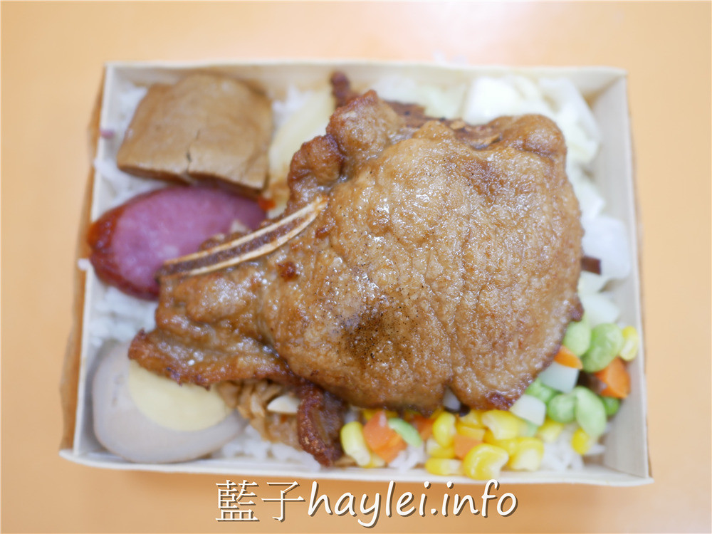 嘉義朴子/悟饕飯包朴子店-精選池上米製作健康米食便當,新鮮現做的營養健康好滋味,木片盒裝的古早味飯包很有古早情懷!今天吃什麼/嘉義美食/朴子美食/嘉義便當/朴子便當/池上米便當/外帶餐盒/便當飯包/藍子愛美食 中式料理 健康養身 國內旅遊 攝影 民生資訊分享 飲食集錦